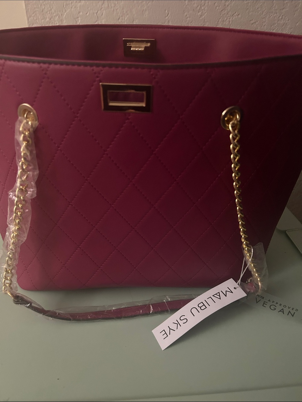 Malibu Quilted Tote - Fuchsia with Gold Hardware